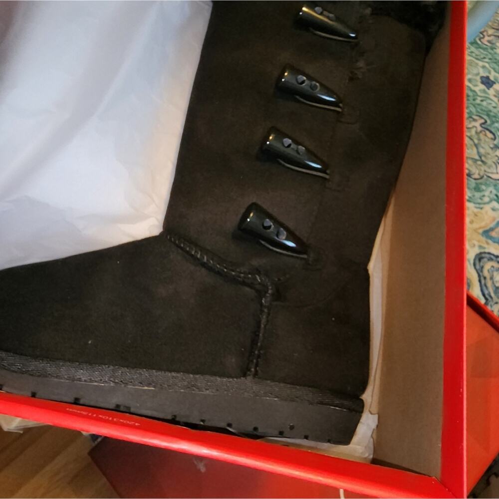 OCEAN +  COAST NWT WOMENS VAIL SUEDE BOOTS - Picture 7 of 8